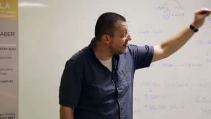 O entendimento sobre a essência do ser: Para Começar a Estudar Filosofia - Mauricio Pagotto Marsola