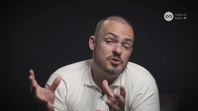 O eclipse da metrópole e as independências da América espanhola: A Formação da América - Daniel Gomes de Carvalho